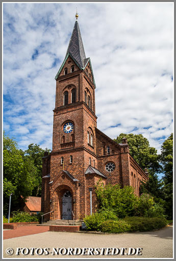 Die Erlöserkirche Henstedt in Henstedt-Ulzburg